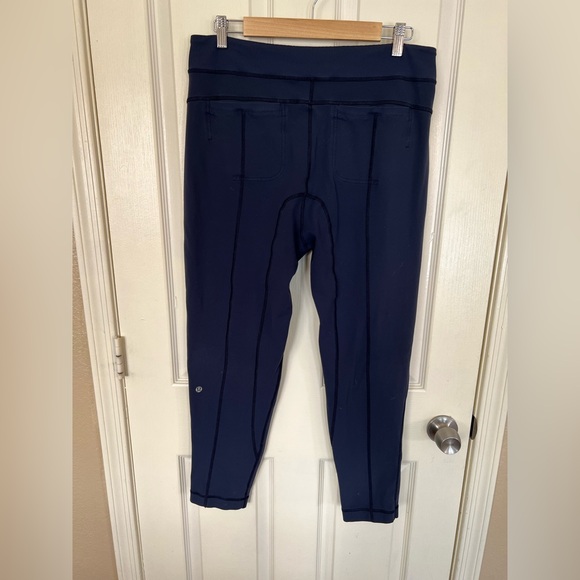 Lululemon Blue Cropped Leggings Commuter Travel Pants Pockets - Picture 10 of 11